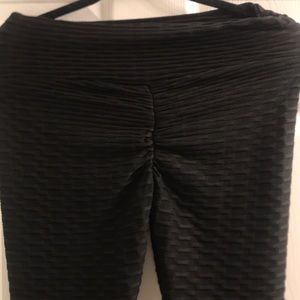 Scrunchy booty leggings